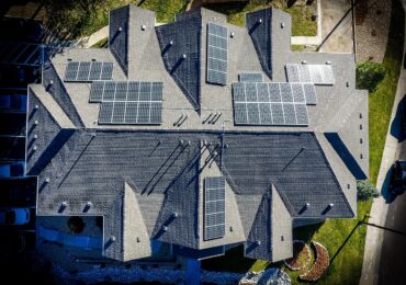 5 raisons pour lesquelles vous devez installer des panneaux solaires chez vous