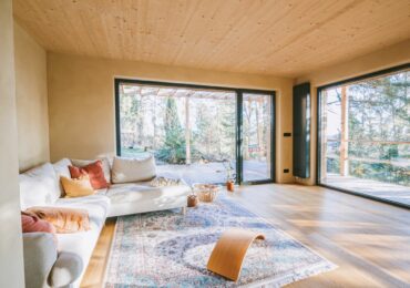Comment garder sa maison fraîche en été sans climatisation ?