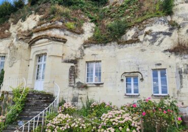 Troglodyte et yourte : ce que l&rsquo;habitat insolite apprend sur la sobriété énergétique